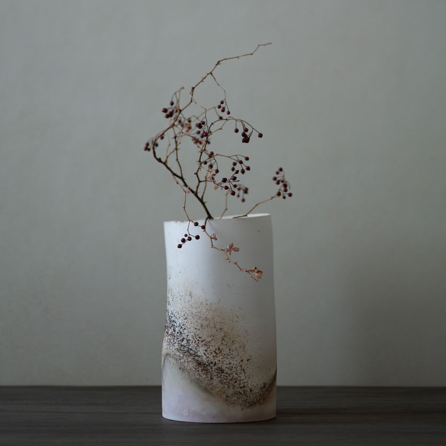 白磁窯変 筒 | Works | 松本治幸 | panorama